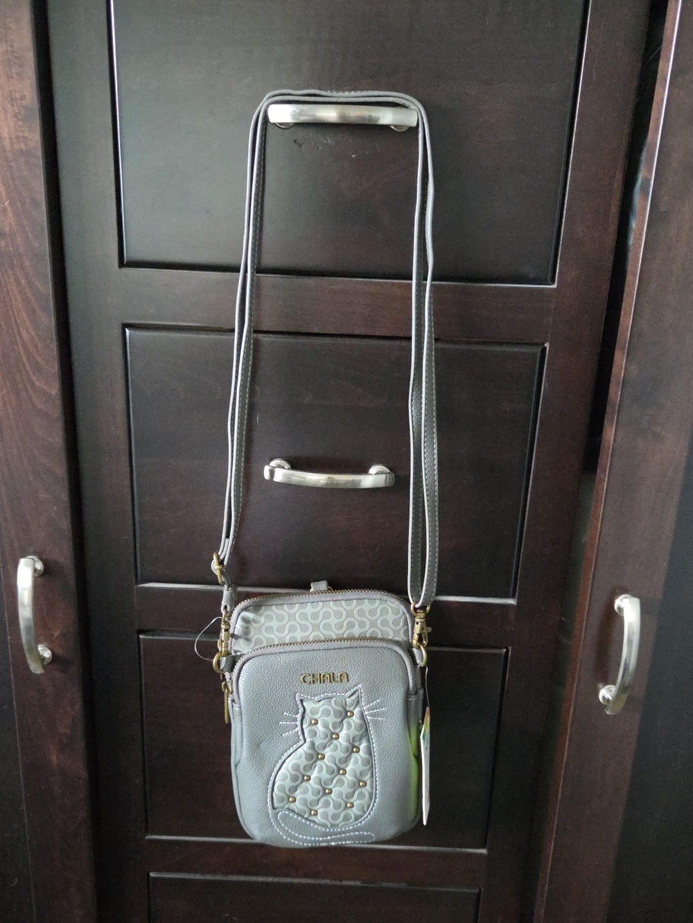 NWT Chala Cat UNI Cellphone Crossbody Bag Gray RFID